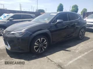 ✅ 2021 Lexus UX 200 • VIN: JTHX3JBH1M2043284 • Lot: 58243795. Listed on Copart with 63,284 mi. Free auction sales archive from the USA and detailed vehicle history report at DreamBid. Image 1.