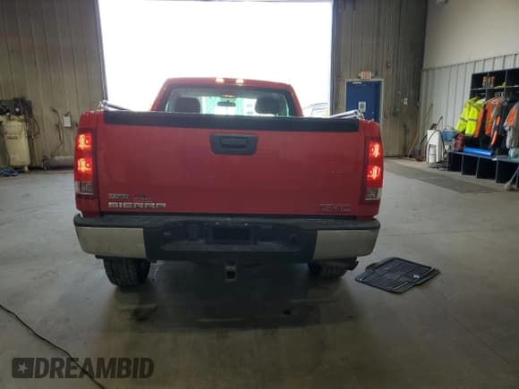 ✅ 2012 GMC Sierra 1500 Work Truck • VIN: 1GTN2TEA1CZ191706 • Лот: 71450475. Опубликован ранее на Copart с пробегом 161 441 миль. Бесплатный доступ к архиву аукционных продаж из США и подробный отчёт об истории автомобиля на DreamBid. Изображение 6.