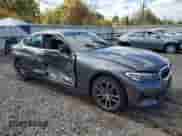 2019 BMW 3 Series 330i xDrive z VIN WBA5R7C52KAJ86419, wystawiony jako Copart lot #85874055 z przebiegiem 149 951 mil mil oraz Szkoda całkowita • Salvage title. Historia ofert i sprzedaży dostępna na DreamBid. Obrazek 4.