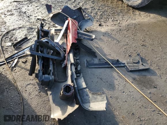 ✅ 2013 Dodge Challenger Rallye Redline • VIN: 2C3CDYAG9DH607659 • Lot: 44051965. Wystawiony na Copart z przebiegiem 152 096 mil. Bezpłatny archiwum sprzedaży aukcyjnych z USA i szczegółowy raport historii pojazdu na DreamBid. Zdjęcie 12.