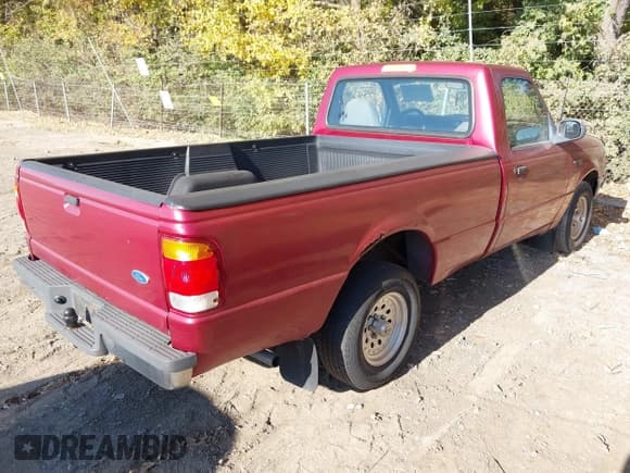 ✅ 1994 Ford Ranger Splash • VIN: 1FTCR10U0RUD13552 • Lot: 43636392. Listed on IAAI with 229,818 mi. Free auction sales archive from the USA and detailed vehicle history report at DreamBid. Image 4.