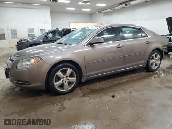 ✅ 2011 Chevrolet Malibu 2LT • VIN: 1G1ZD5EU8BF183189 • Лот: 84621025. Опубликован ранее на Copart с пробегом 89 093 миль. Бесплатный доступ к архиву аукционных продаж из США и подробный отчёт об истории автомобиля на DreamBid. Изображение 1.