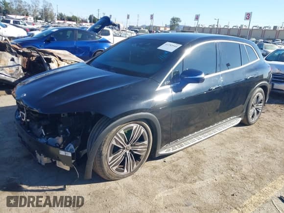 ✅ 2024 Mercedes-Benz EQS 450 • VIN: 4JGDM2EB7RA033236 • Lot: 41285544. Listed on IAAI with 8,141 mi. Free auction sales archive from the USA and detailed vehicle history report at DreamBid. Image 2.