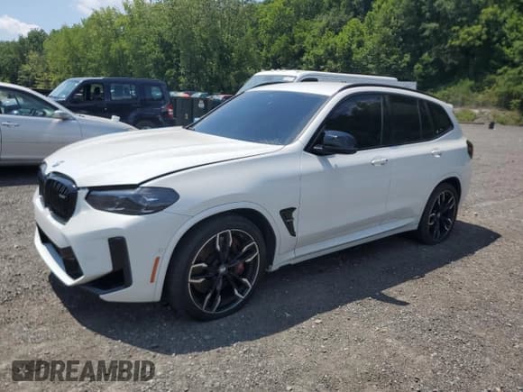 ✅ 2024 BMW X3 M • VIN: 5YM13EC09R9T57052 • Lot: 66200015. Wystawiony na Copart z przebiegiem 5 407 mil. Bezpłatny archiwum sprzedaży aukcyjnych z USA i szczegółowy raport historii pojazdu na DreamBid. Zdjęcie 1.