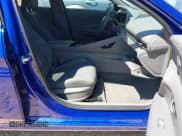 ✅ 2024 Hyundai Elantra SEL • VIN: KMHLS4DG4RU734664 • Lot: 41997942. Wystawiony na IAAI z przebiegiem 5 891 mil. Bezpłatny archiwum sprzedaży aukcyjnych z USA i szczegółowy raport historii pojazdu na DreamBid. Zdjęcie 5.