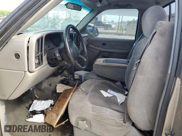 ✅ 2000 Chevrolet Silverado 1500 LS • VIN: 1GCEC14T8YZ144541 • Lot: 57069285. Listed on Copart with Not provided. Free auction sales archive from the USA and detailed vehicle history report at DreamBid. Image 7.