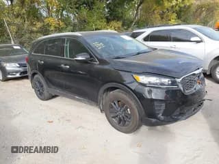 ✅ 2020 Kia Sorento LX • VIN: 5XYPG4A35LG682172 • Лот: 43468534. Опубликован ранее на IAAI с пробегом 78 916 миль. Бесплатный доступ к архиву аукционных продаж из США и подробный отчёт об истории автомобиля на DreamBid. Изображение 1.