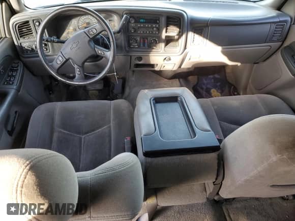 2003 Chevrolet Suburban LS с VIN 1GNFK16ZX3J298384, выставлен на аукционе Copart как лот 80505154 с пробегом 86 029 миль миль и Списание • Salvage title. История ставок и продаж доступна на DreamBid. Изображение 8.