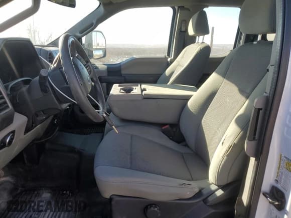 ✅ 2020 Ford F-250 XL • VIN: 1FT7X2B64LEC47102 • Lot: 46455255. Wystawiony na Copart z przebiegiem 138 569 mil. Bezpłatny archiwum sprzedaży aukcyjnych z USA i szczegółowy raport historii pojazdu na DreamBid. Zdjęcie 7.