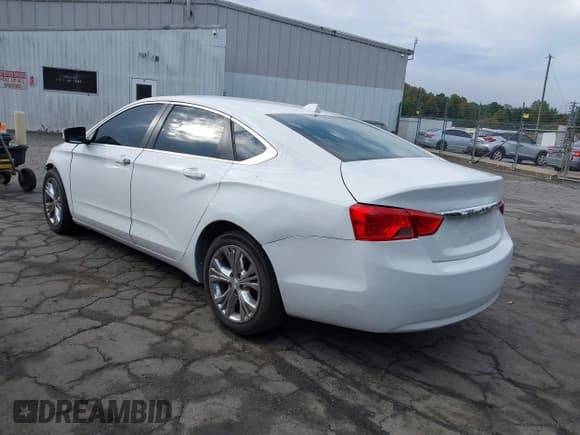 ✅ 2014 Chevrolet Impala LT • VIN: 2G1125S32E9117264 • Лот: 43403324. Опубликован ранее на IAAI с пробегом 194 833 миль. Бесплатный доступ к архиву аукционных продаж из США и подробный отчёт об истории автомобиля на DreamBid. Изображение 3.