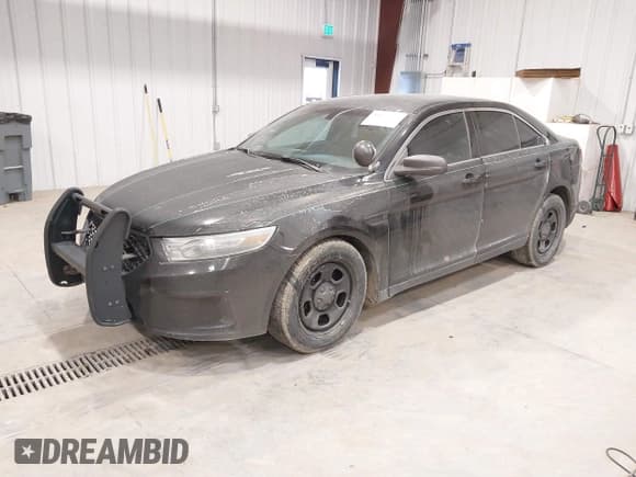 ✅ 2014 Ford Police Interceptor • VIN: 1FAHP2MT0EG103194 • Лот: 41831070. Опубликован ранее на IAAI с пробегом 186 466 миль. Бесплатный доступ к архиву аукционных продаж из США и подробный отчёт об истории автомобиля на DreamBid. Изображение 17.