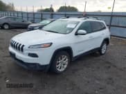 ✅ 2014 Jeep Cherokee Latitude • VIN: 1C4PJLCS5EW321191 • Lot: 43887992. Wystawiony na IAAI z przebiegiem 207 825 mil. Bezpłatny archiwum sprzedaży aukcyjnych z USA i szczegółowy raport historii pojazdu na DreamBid. Zdjęcie 2.