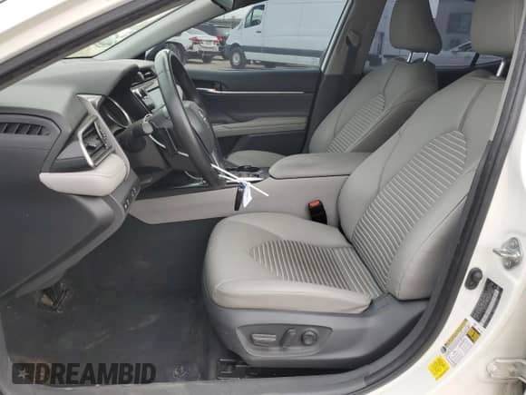 2020 Toyota Camry Hybrid SE с VIN 4T1G31AK1LU019757, выставлен на аукционе Copart как лот 70887205 с пробегом 76 845 миль миль и Списание • Salvage title. История ставок и продаж доступна на DreamBid. Изображение 7.