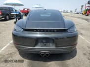 ✅ 2018 Porsche 718 Cayman • VIN: WP0AA2A80JK261670 • Lot: 60250575. Wystawiony na Copart z przebiegiem 73 522 mil. Bezpłatny archiwum sprzedaży aukcyjnych z USA i szczegółowy raport historii pojazdu na DreamBid. Zdjęcie 6.