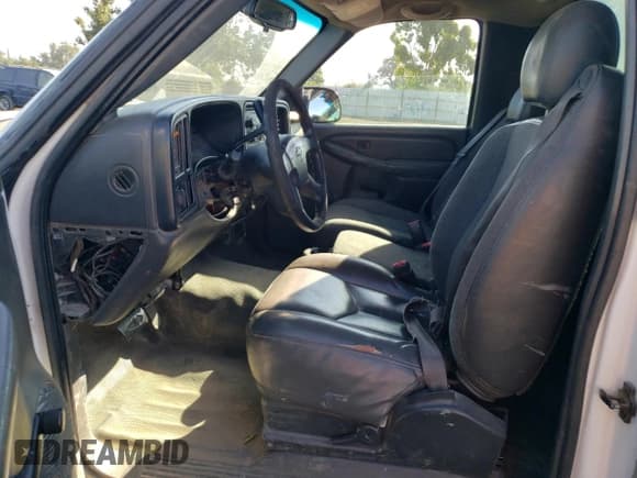 ✅ 2003 Chevrolet Silverado 1500 • VIN: 1GCEC14V83Z242799 • Лот: 59250443. Опубликован ранее на Copart с пробегом 244 062 миль. Бесплатный доступ к архиву аукционных продаж из США и подробный отчёт об истории автомобиля на DreamBid. Изображение 7.