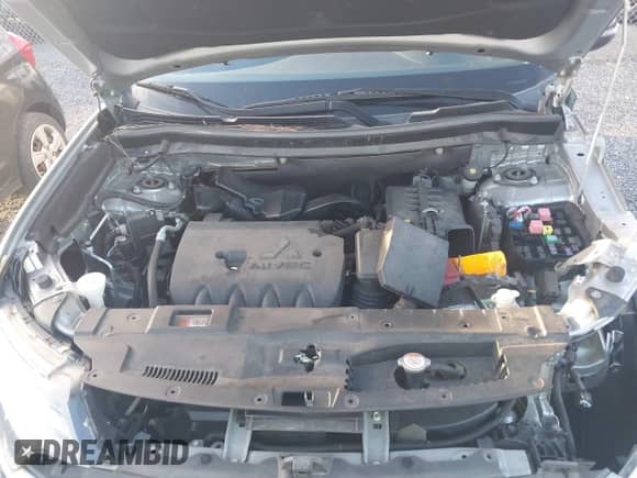 2019 Mitsubishi Outlander ES with VIN JA4AZ3A38KZ025189, listed as a IAAI auction lot 43521258 with 108,689 mi miles and . Bid and sale history available at DreamBid. Image 10.