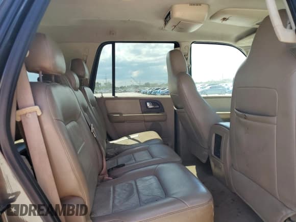 ✅ 2006 Ford Expedition Eddie Bauer • VIN: 1FMPU17566LA46512 • Лот: 69442295. Опубликован ранее на Copart с пробегом 156 290 миль. Бесплатный доступ к архиву аукционных продаж из США и подробный отчёт об истории автомобиля на DreamBid. Изображение 11.