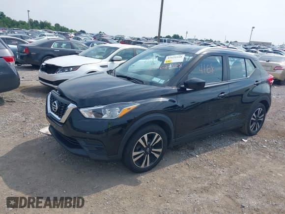 ✅ 2019 Nissan Kicks SR • VIN: 3N1CP5CU0KL537545 • Лот: 42624168. Опубликован ранее на IAAI с пробегом 70 444 миль. Бесплатный доступ к архиву аукционных продаж из США и подробный отчёт об истории автомобиля на DreamBid. Изображение 17.