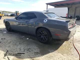 2018 Dodge Challenger T/A 392 z VIN 2C3CDZFJ6JH271684, wystawiony jako Copart lot #50328055 z przebiegiem 85 174 mil mil oraz Szkoda całkowita • Salvage title. Historia ofert i sprzedaży dostępna na DreamBid. Obrazek 2.