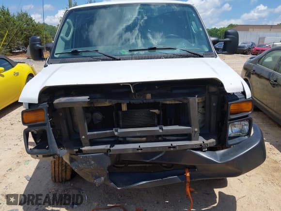 ✅ 2014 Ford Econoline Cargo Commercial • VIN: 1FTNE2EL8EDA48545 • Lot: 42326165. Listed on IAAI with 396,949 mi. Free auction sales archive from the USA and detailed vehicle history report at DreamBid. Image 6.