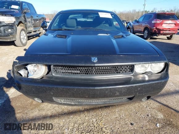 ✅ 2009 Dodge Challenger SE • VIN: 2B3LJ44V29H535946 • Lot: 41578134. Wystawiony na IAAI z przebiegiem 226 865 mil. Bezpłatny archiwum sprzedaży aukcyjnych z USA i szczegółowy raport historii pojazdu na DreamBid. Zdjęcie 13.