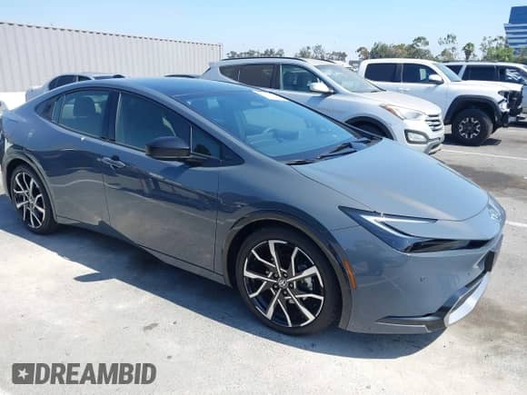 2025 Toyota Prius SE с VIN JTDACACU4S3040311, выставлен на аукционе IAAI как лот 42691282 с пробегом 586 миль миль и . История ставок и продаж доступна на DreamBid. Изображение 1.