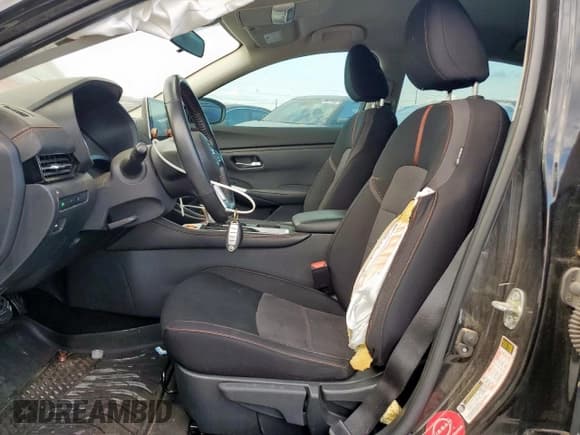 ✅ 2022 Nissan Sentra SR • VIN: 3N1AB8DV7NY287999 • Lot: 84945985. Listed on Copart with 60,876 mi. Free auction sales archive from the USA and detailed vehicle history report at DreamBid. Image 7.