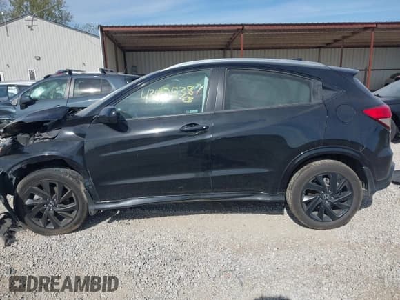 ✅ 2021 Honda HR-V Sport • VIN: 3CZRU6H10MM709049 • Lot: 43425387. Wystawiony na IAAI z przebiegiem 75 744 mil. Bezpłatny archiwum sprzedaży aukcyjnych z USA i szczegółowy raport historii pojazdu na DreamBid. Zdjęcie 15.