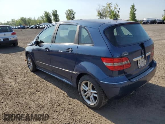 ✅ 2010 Mercedes-Benz B 200 • VIN: WDDFH3DB3AJ574173 • Lot: 71683415. Wystawiony na Copart z przebiegiem 166 825 mil. Bezpłatny archiwum sprzedaży aukcyjnych z USA i szczegółowy raport historii pojazdu na DreamBid. Zdjęcie 2.