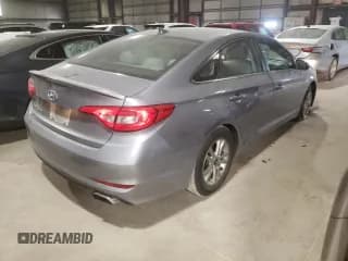 ✅ 2017 Hyundai Sonata SE • VIN: 5NPE24AF4HH508514 • Лот: 53837942. Опубликован ранее на Copart с пробегом 43 679 миль. Бесплатный доступ к архиву аукционных продаж из США и подробный отчёт об истории автомобиля на DreamBid. Изображение 4.