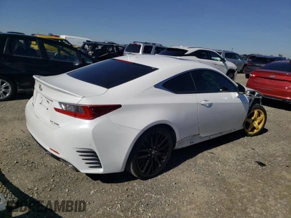 ✅ 2018 Lexus RC 300 • VIN: JTHHA5BC8J5008578 • Lot: 46296505. Wystawiony na Copart z przebiegiem 55 725 mil. Bezpłatny archiwum sprzedaży aukcyjnych z USA i szczegółowy raport historii pojazdu na DreamBid. Zdjęcie 3.
