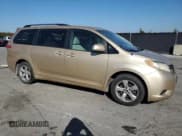 ✅ 2011 Toyota Sienna LE • VIN: 5TDKK3DC2BS135487 • Lot: 93556155. Wystawiony na Copart z przebiegiem 147 038 mil. Bezpłatny archiwum sprzedaży aukcyjnych z USA i szczegółowy raport historii pojazdu na DreamBid. Zdjęcie 4.