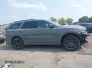 ✅ 2024 Dodge Durango GT Plus • VIN: 1C4RDJDG7RC175883 • Lot: 42422805. Wystawiony na IAAI z przebiegiem 10 624 mil. Bezpłatny archiwum sprzedaży aukcyjnych z USA i szczegółowy raport historii pojazdu na DreamBid. Zdjęcie 13.