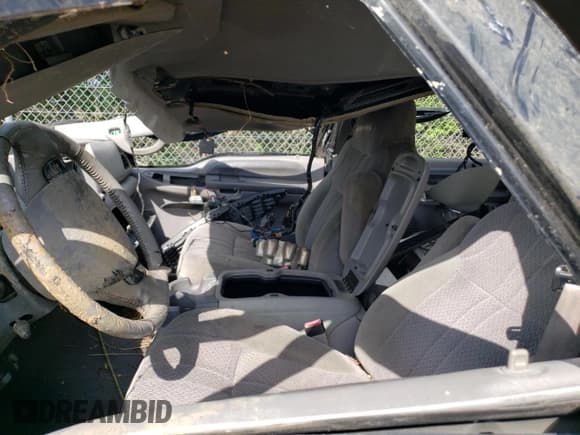 ✅ 2000 Ford Excursion XLT • VIN: 1FMNU41S8YEC60691 • Lot: 55406265. Listed on Copart with Not provided. Free auction sales archive from the USA and detailed vehicle history report at DreamBid. Image 7.