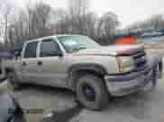 2006 Chevrolet Silverado 1500 LT1 z VIN 2GCEK13T261211113, wystawiony jako IAAI lot #41541256 z przebiegiem 241 415 mil mil oraz . Historia ofert i sprzedaży dostępna na DreamBid. Obrazek 12.