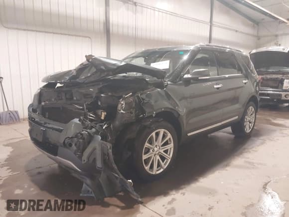 ✅ 2016 Ford Explorer Limited • VIN: 1FM5K8F83GGC49238 • Lot: 43441353. Wystawiony na IAAI z przebiegiem Nie podano. Bezpłatny archiwum sprzedaży aukcyjnych z USA i szczegółowy raport historii pojazdu na DreamBid. Zdjęcie 18.