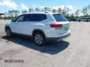 ✅ 2018 Volkswagen Atlas S • VIN: 1V2AP2CA4JC543978 • Lot: 42567307. Listed on IAAI with 75,570 mi. Free auction sales archive from the USA and detailed vehicle history report at DreamBid. Image 3.