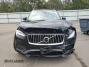 ✅ 2023 Volvo XC90 Core • VIN: YV4L12PV7P1929529 • Лот: 82063495. Опубликован ранее на Copart с пробегом 11 980 миль. Бесплатный доступ к архиву аукционных продаж из США и подробный отчёт об истории автомобиля на DreamBid. Изображение 5.
