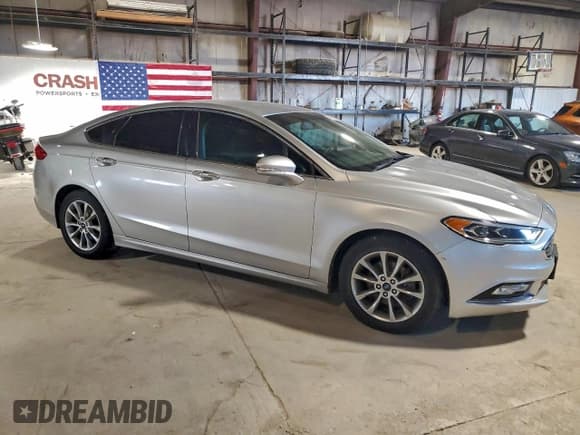 ✅ 2017 Ford Fusion SE • VIN: 3FA6P0HDXHR122749 • Lot: 94527315. Listed on Copart with 89,904 mi. Free auction sales archive from the USA and detailed vehicle history report at DreamBid. Image 4.