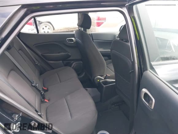 ✅ 2022 Hyundai Venue SE • VIN: KMHRB8A30NU132020 • Lot: 40459056. Listed on IAAI with 35,246 mi. Free auction sales archive from the USA and detailed vehicle history report at DreamBid. Image 8.