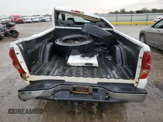 ✅ 2003 Chevrolet Silverado 1500 • VIN: 1GCEK19T73Z321276 • Лот: 71945544. Опубликован ранее на Copart с пробегом Не указан. Бесплатный доступ к архиву аукционных продаж из США и подробный отчёт об истории автомобиля на DreamBid. Изображение 6.