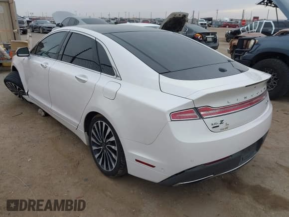 ✅ 2018 Lincoln MKZ • VIN: 3LN6L5HC4JR609425 • Lot: 41779774. Listed on IAAI with 117,243 mi. Free auction sales archive from the USA and detailed vehicle history report at DreamBid. Image 3.