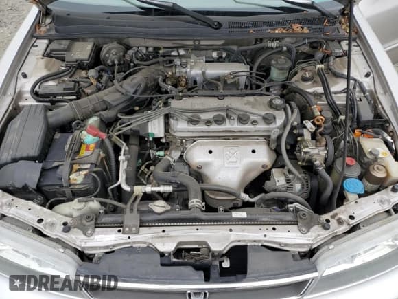 ✅ 1997 Honda Accord EX • VIN: 1HGCD5651VA204617 • Лот: 84295785. Опубликован ранее на Copart с пробегом 126 779 миль. Бесплатный доступ к архиву аукционных продаж из США и подробный отчёт об истории автомобиля на DreamBid. Изображение 11.