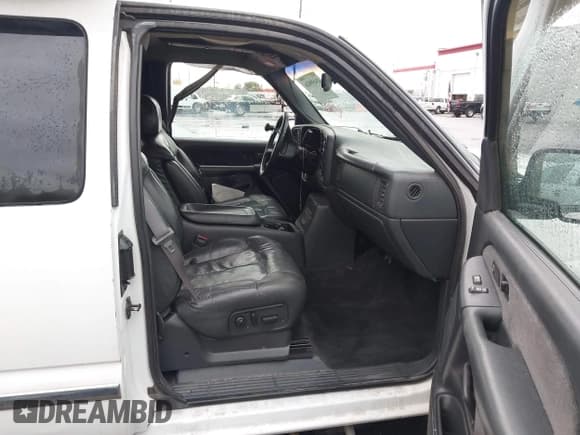 ✅ 1999 GMC Sierra 1500 SLE • VIN: 2GTEK19T8X1544716 • Лот: 43459926. Опубликован ранее на IAAI с пробегом 300 138 миль. Бесплатный доступ к архиву аукционных продаж из США и подробный отчёт об истории автомобиля на DreamBid. Изображение 5.