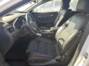 ✅ 2019 Chevrolet Impala LT • VIN: 1G11Z5SA5KU135699 • Лот: 70814344. Опубликован ранее на Copart с пробегом 71 579 миль. Бесплатный доступ к архиву аукционных продаж из США и подробный отчёт об истории автомобиля на DreamBid. Изображение 7.