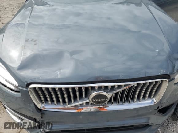 ✅ 2023 Volvo XC90 Ultimate • VIN: YV40621A5P1958800 • Lot: 85534155. Wystawiony na Copart z przebiegiem 79 946 mil. Bezpłatny archiwum sprzedaży aukcyjnych z USA i szczegółowy raport historii pojazdu na DreamBid. Zdjęcie 12.