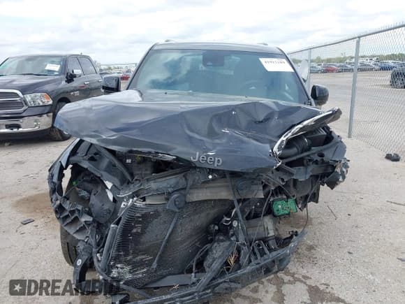 ✅ 2020 Jeep Grand Cherokee Overland • VIN: 1C4RJFCG8LC431009 • Lot: 41915189. Listed on IAAI with 58,669 mi. Free auction sales archive from the USA and detailed vehicle history report at DreamBid. Image 13.