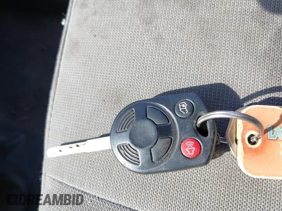 ✅ 2017 Ford Transit XL • VIN: 1FBZX2ZM8HKA10722 • Lot: 42993074. Wystawiony na IAAI z przebiegiem 150 411 mil. Bezpłatny archiwum sprzedaży aukcyjnych z USA i szczegółowy raport historii pojazdu na DreamBid. Zdjęcie 11.