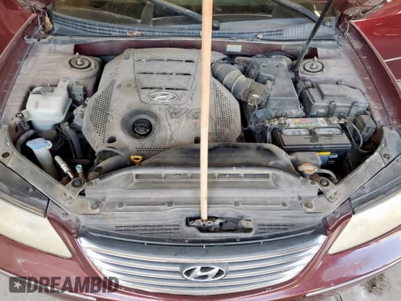 ✅ 2009 Hyundai Azera Limited • VIN: KMHFC46F99A358642 • Lot: 66771425. Listed on Copart with 182,971 mi. Free auction sales archive from the USA and detailed vehicle history report at DreamBid. Image 11.