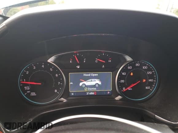 ✅ 2024 Chevrolet Equinox RS • VIN: 3GNAXWEG9RL177615 • Lot: 89739115. Listed on Copart with 31,686 mi. Free auction sales archive from the USA and detailed vehicle history report at DreamBid. Image 9.